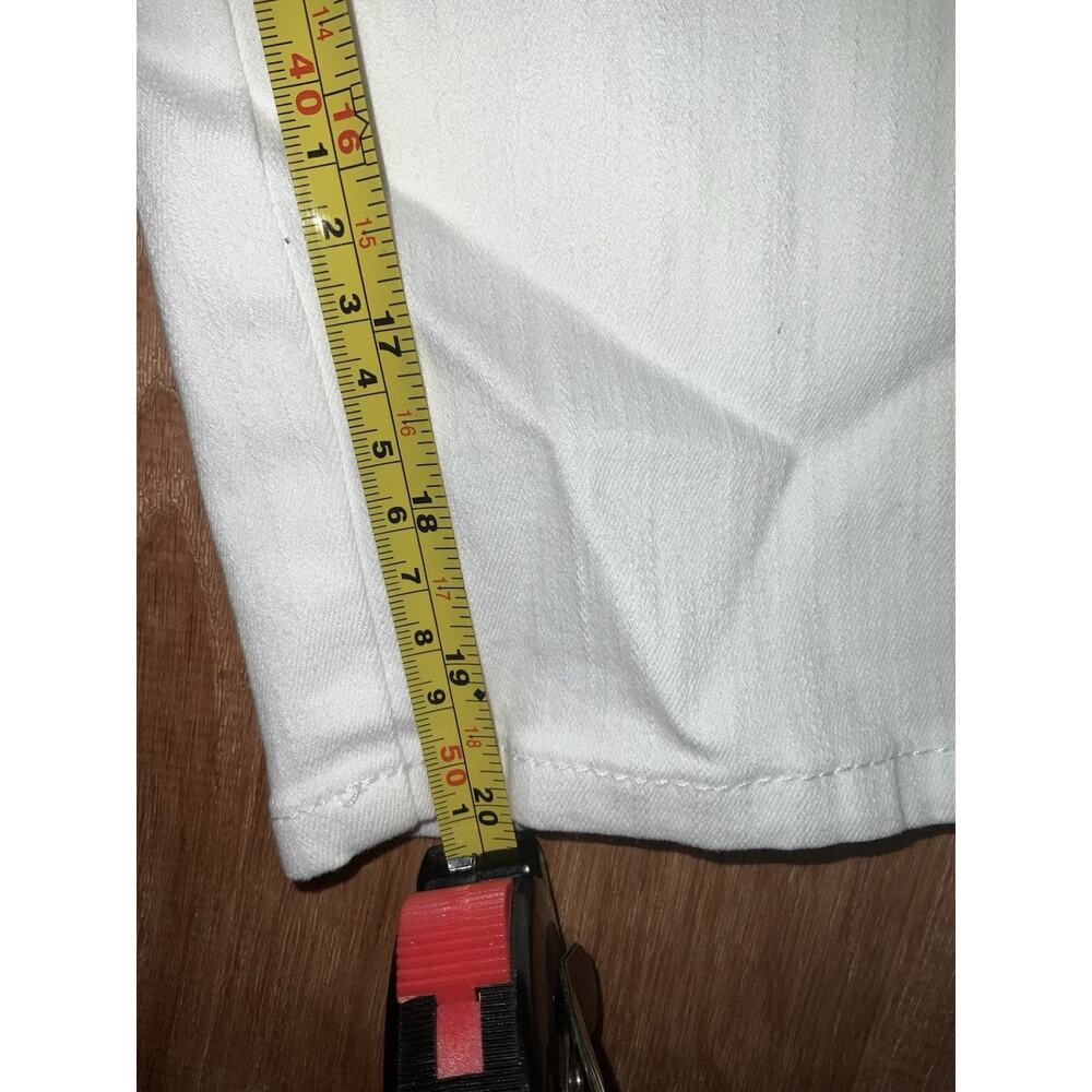 Gloria Vanderbilt Women's White Slimming Classic Rise Capri Jean Sz 16 - Picture 6 of 10